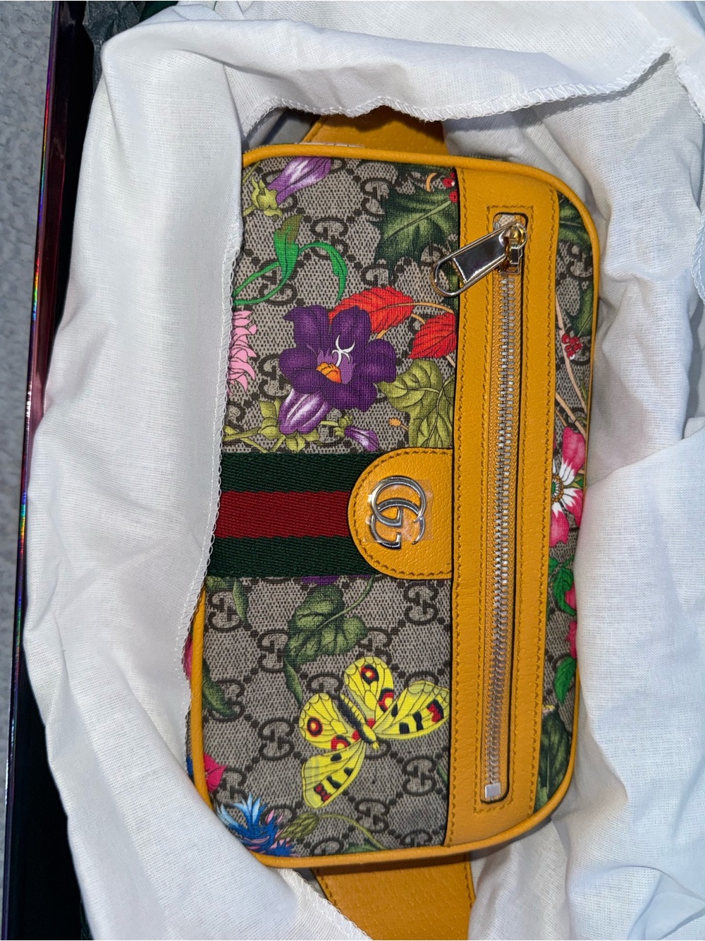 Gucci Floral GG Supreme Belt Bag - Picture 2 of 9